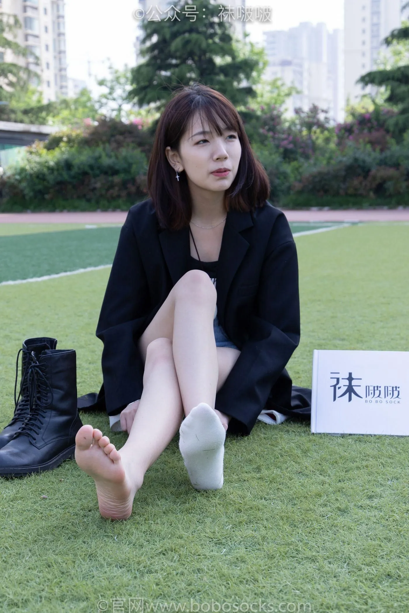 [BoBoSocks袜啵啵]NO.010 小甜豆-马丁靴、白色短棉袜、裸足 [117P]插图7